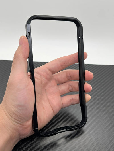 AeroFrame Pixel – Lightweight Aluminum Armor Case